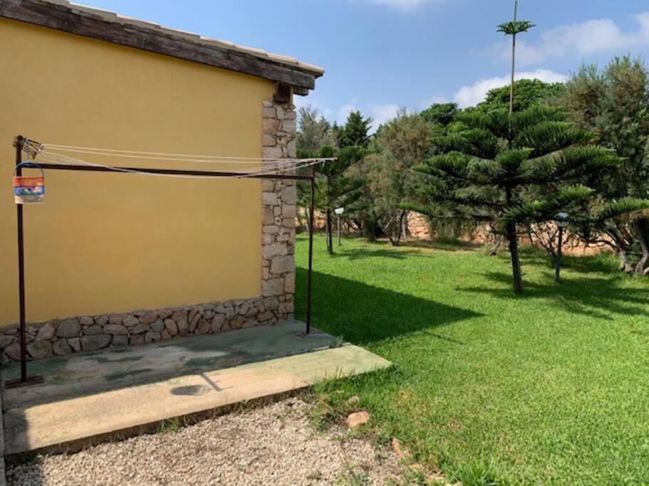 Villa Maveda, Un Dammuso Immerso Nel Verde Lampedusa Extérieur photo