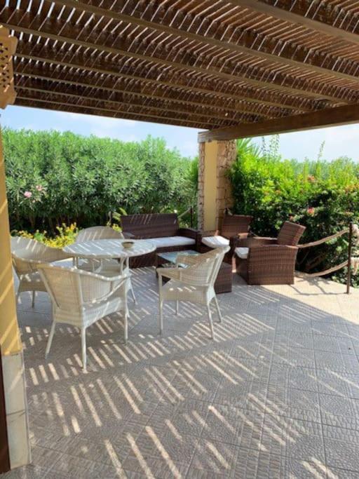 Villa Maveda, Un Dammuso Immerso Nel Verde Lampedusa Extérieur photo
