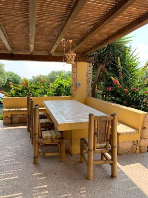 Villa Maveda, Un Dammuso Immerso Nel Verde Lampedusa Extérieur photo